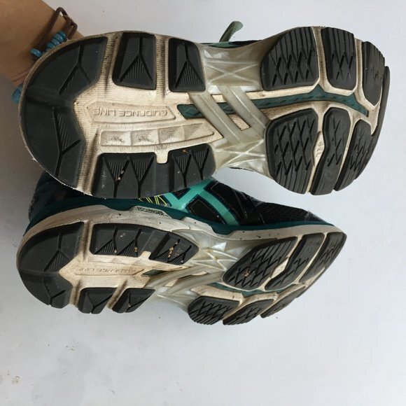 ASICS Women's GT-2000 4 Running Shoes Size‎ 7 - Picture 7 of 7